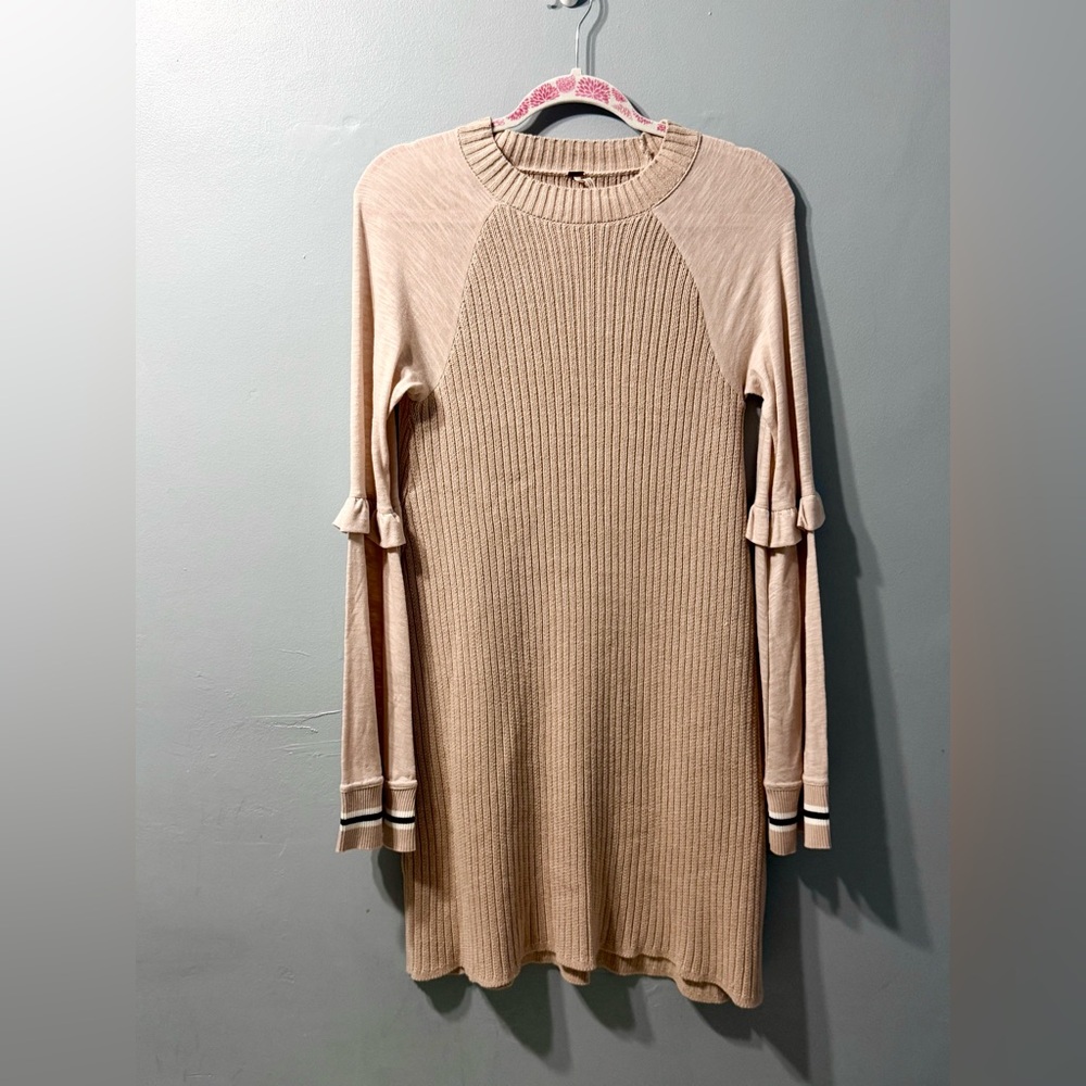 Free People Zou Bisou Ruffle Bell Sleeve Knit Sweater Dress in neutral blush M‎ - Picture 4 of 10